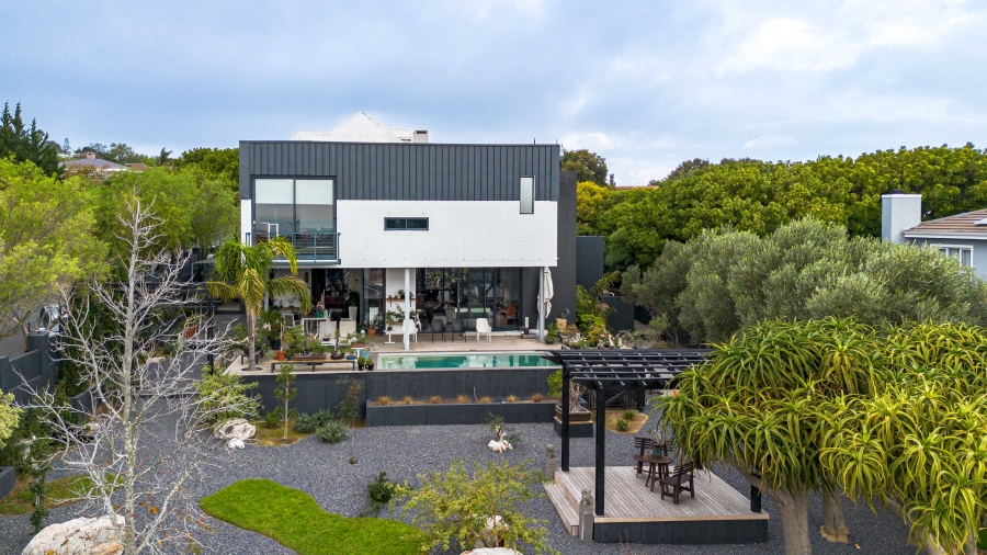 3 Bedroom Property for Sale in Heldervue Western Cape